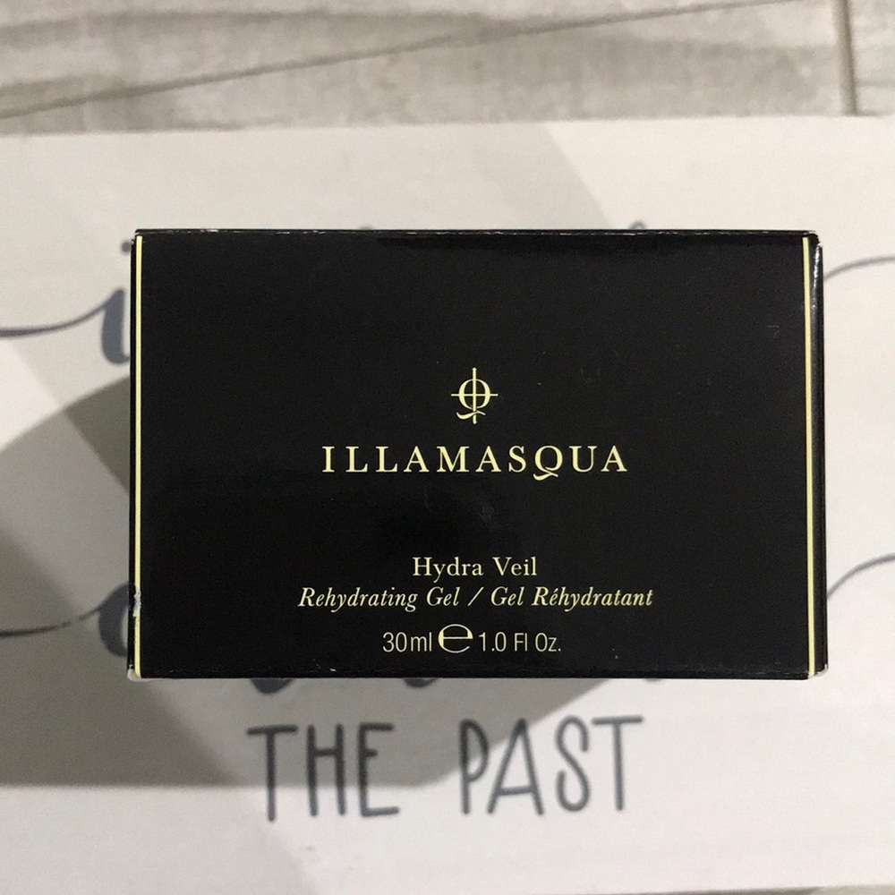 Illamasqua Hydra Veil